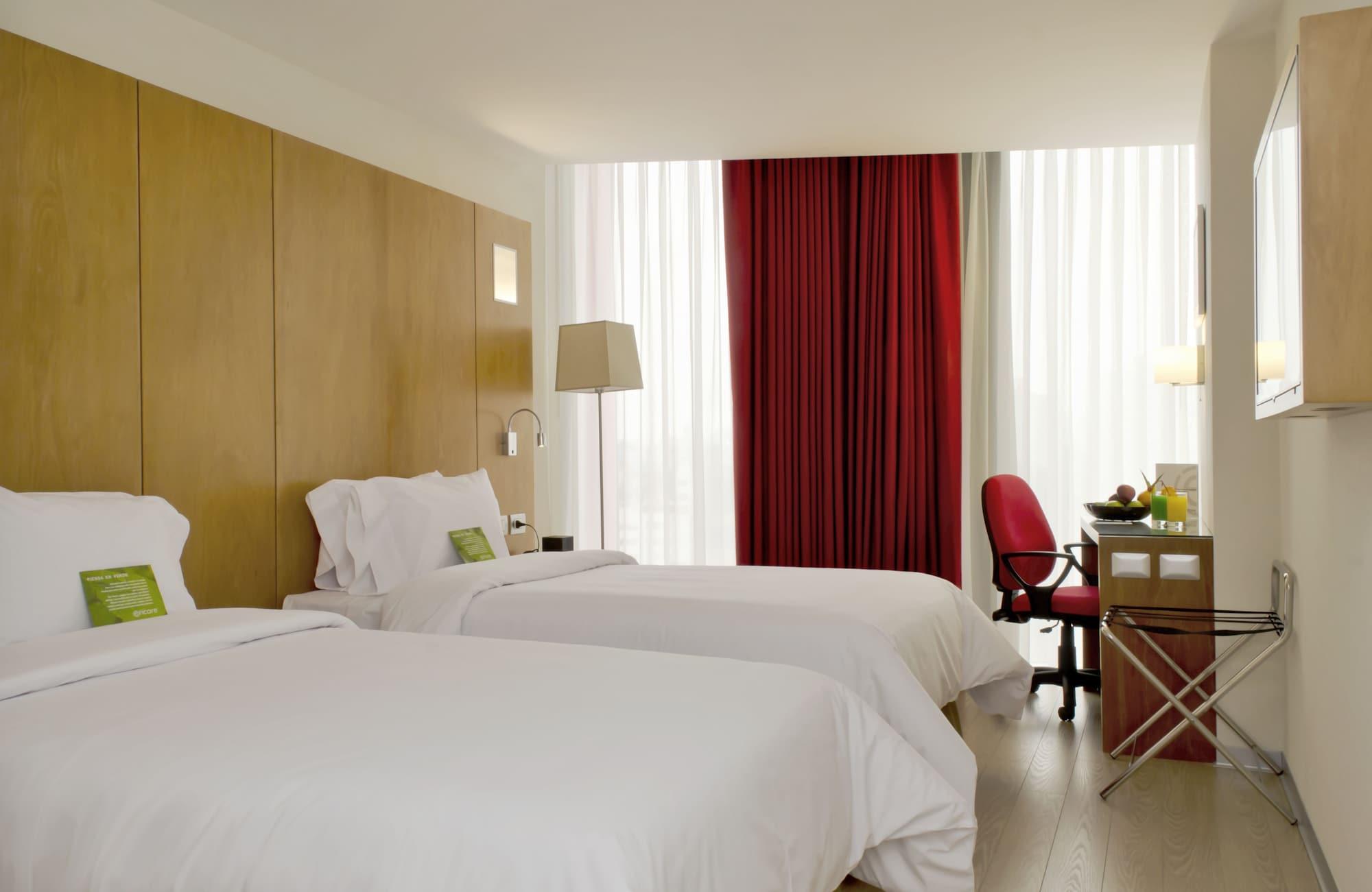 Ramada Encore By Wyndham Lima San Isidro Extérieur photo