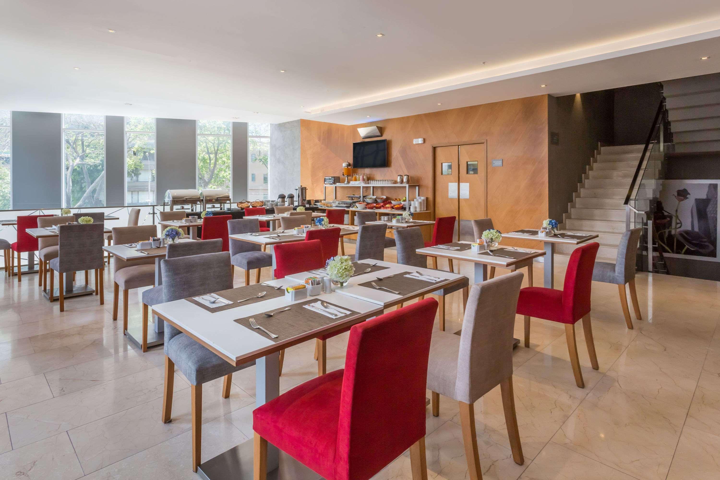 Ramada Encore By Wyndham Lima San Isidro Extérieur photo