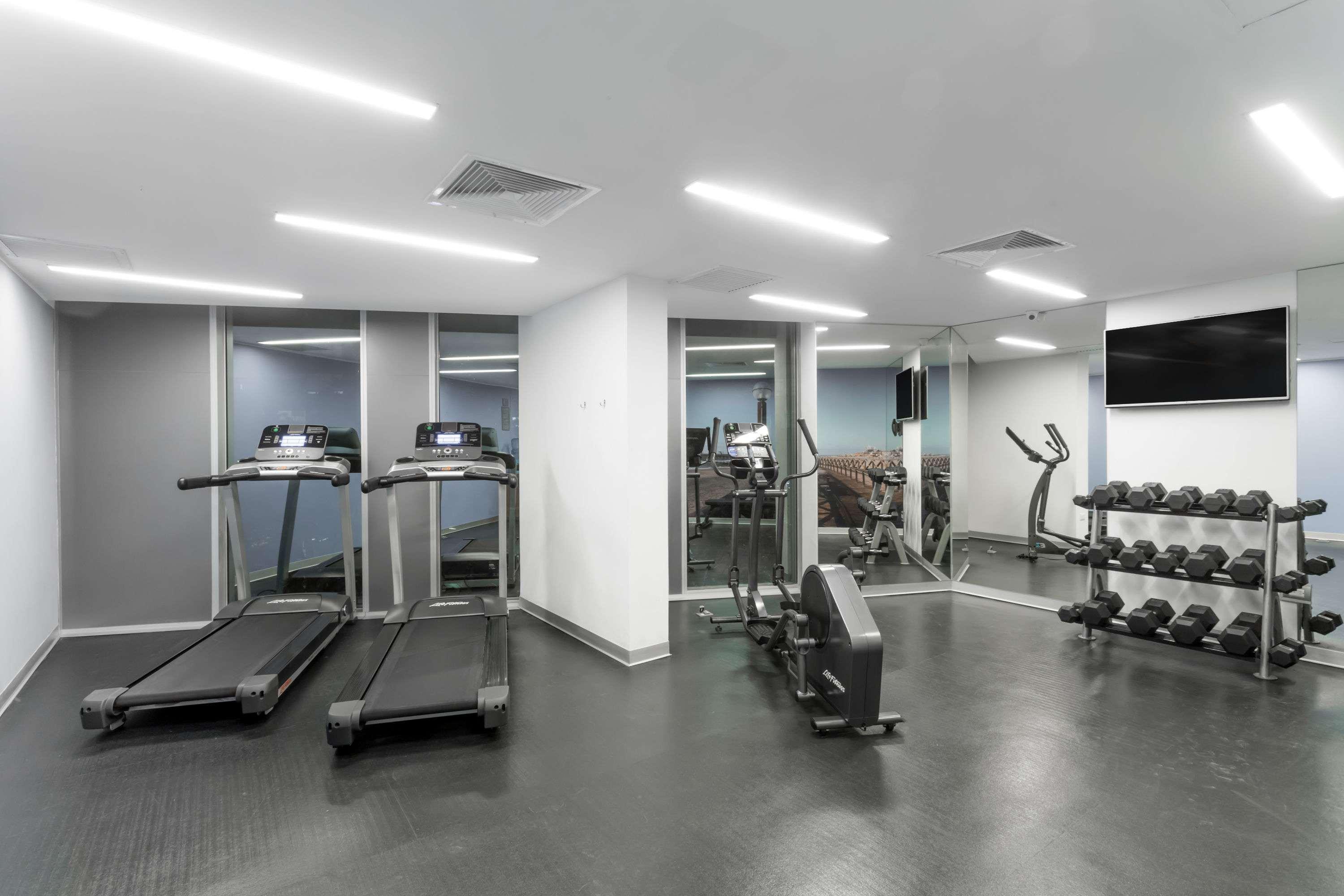 Ramada Encore By Wyndham Lima San Isidro Extérieur photo
