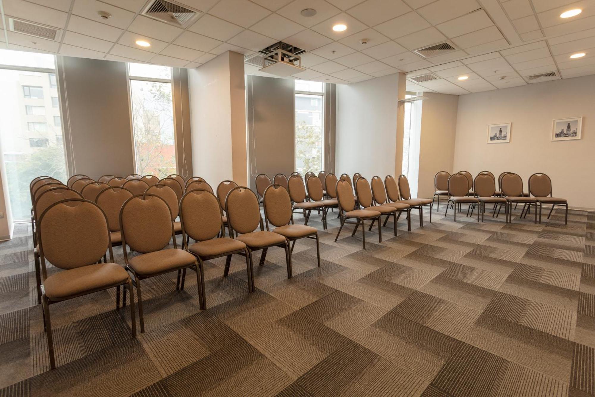 Ramada Encore By Wyndham Lima San Isidro Extérieur photo
