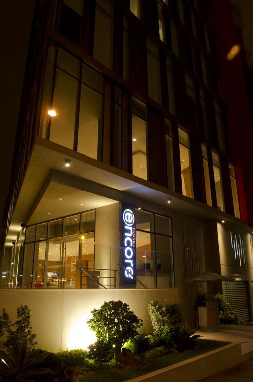 Ramada Encore By Wyndham Lima San Isidro Extérieur photo