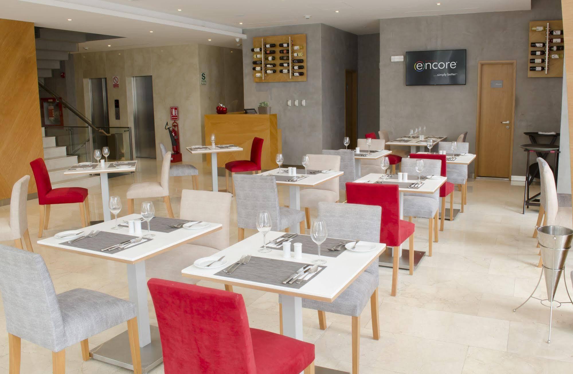 Ramada Encore By Wyndham Lima San Isidro Extérieur photo